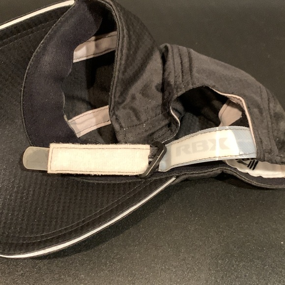 Men’s RBX Active Black Hat - Picture 7 of 7